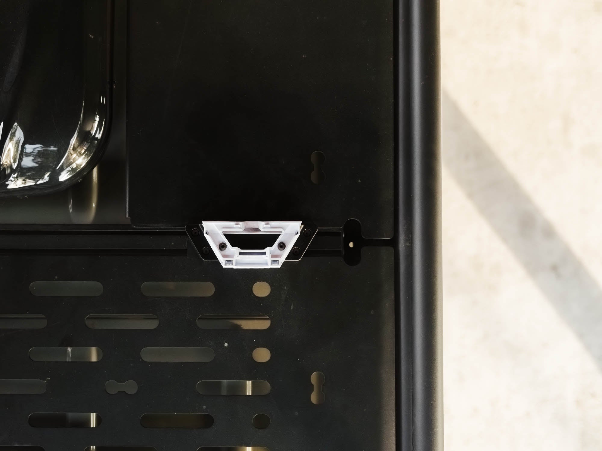 Installed kickstand for Starlink Mini on Starlink Mini Mount for roof racks