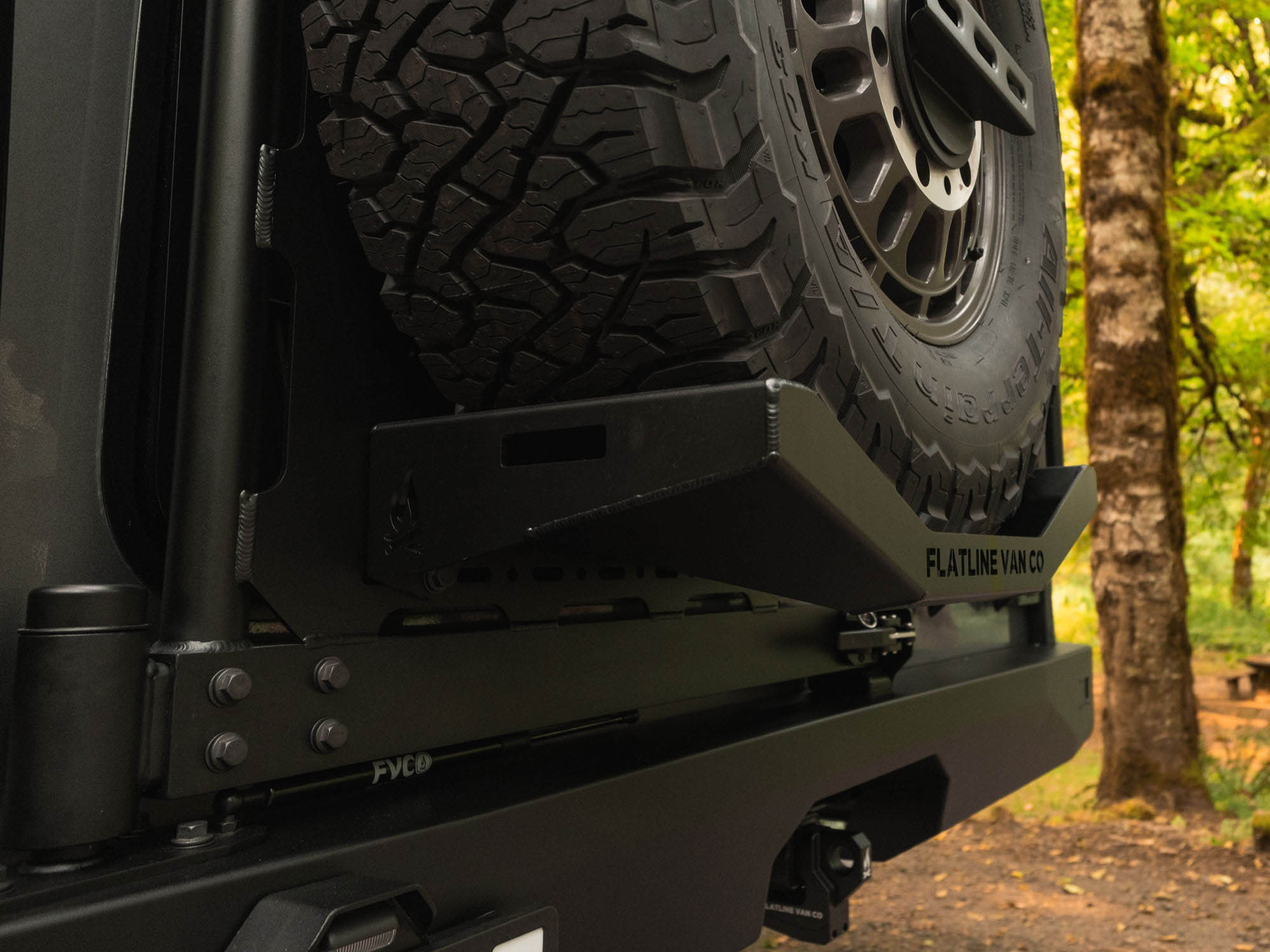 Detail view of Rear Platform mounting to the Winnebago Ekko Rear Bumper