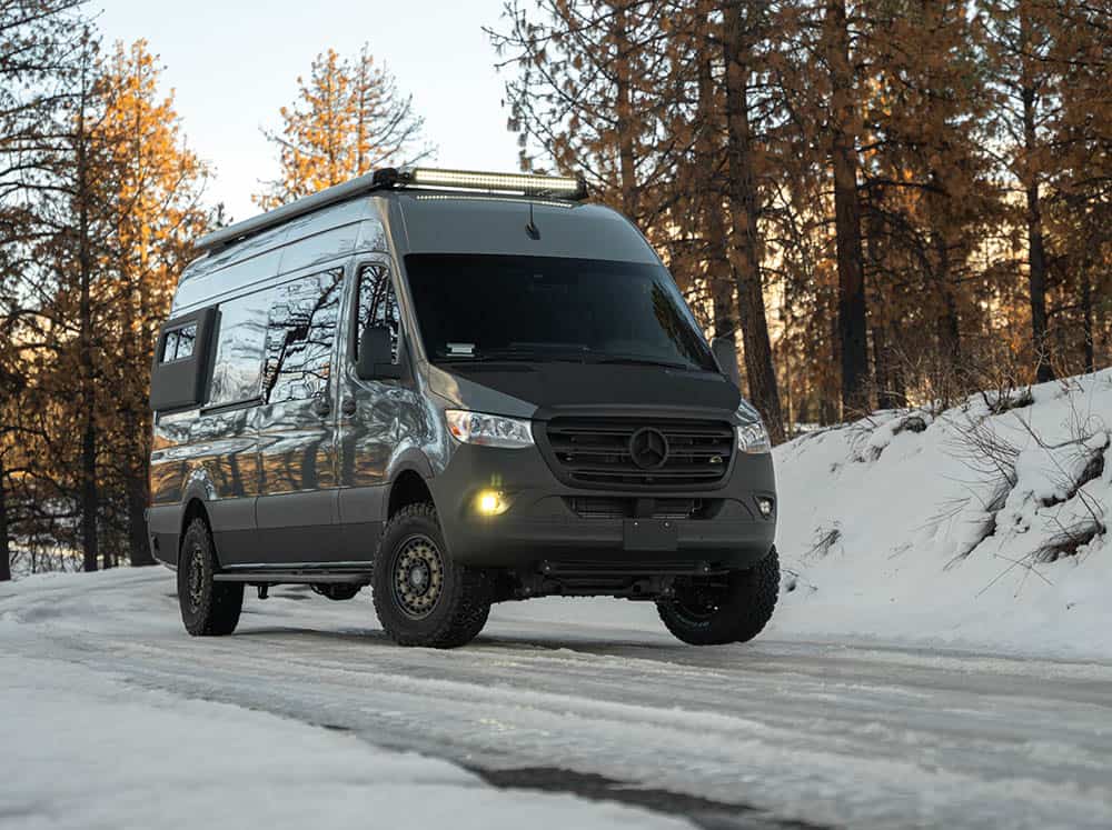 Sprinter 170 Low Pro Roof Rack with Fiamma Awning